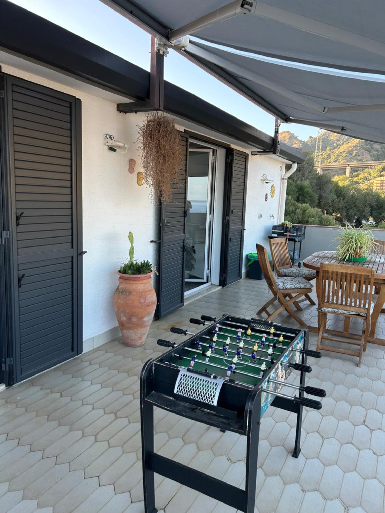 Suite Home Panorama Giardini Naxos Eksteriør billede